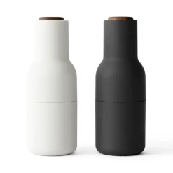 Audo Copenhagen Molinillos De Sal Y Pimienta<2 molinillos de especias Bottle, Ash-carbon (tapa de nogal) NegroBlanco