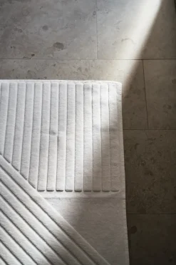 NJRD Alfombra de baño Stripes 50x90 cm, Blanco Online