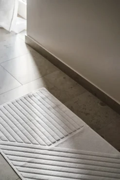 NJRD Alfombra de baño Stripes 50x90 cm, Blanco Online