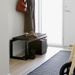 Fritz Hansen Banco Cutter 121 cm, Roble lacado en Negro New