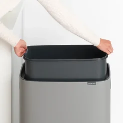 Brabantia Bo touch bin 60 L, Mineral concrete grey Gris Outlet