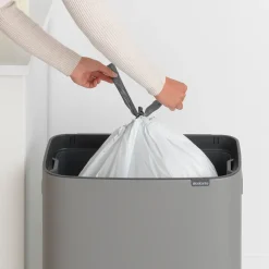 Brabantia Bo touch bin 60 L, Mineral concrete grey Gris Outlet