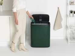 Brabantia Bo touch bin 60 L, Pine green Verde Outlet