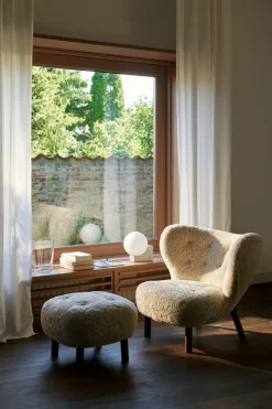 &Tradition Sillones Y Reposapiés<Butaca Little Petra VB1 incl. puf ATD1, nogal aceitado-Moonlight Beige