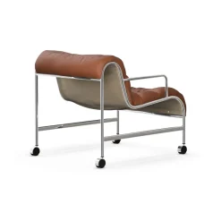 Lammhults Butaca Sunny con reposabrazos, Piel color coñac con estructura cromada y ruedas MarrónPlateado Best