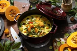 STAUB Cacerola de hierro fundido La Cocotte redonda 3,8 L, granadina Rojo Online