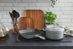 STAUB Cacerola de hierro fundido La Cocotte redonda 1,7 L, grafito Gris Outlet