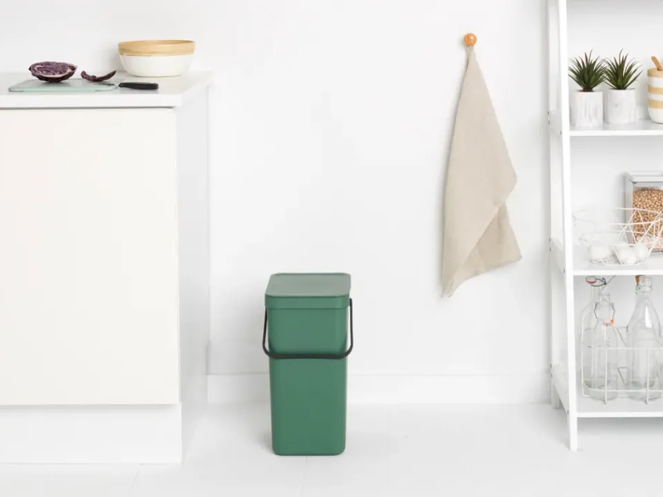 Brabantia Cubo de basura Sort & Go 16 L, Fir Green Verde Clearance