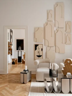 Kristina Dam Studio Decoración de pared Serif Relief L, Off white Blanco