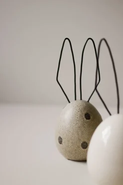 DBKD Decoración de Pascua Liebre H18 cm, dot Beige Hot