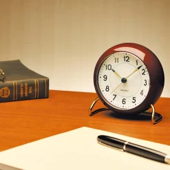 Arne Jacobsen Clocks Despertador AJ Station, , Rojo Discount