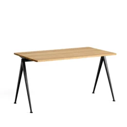 HAY Escritorios<Escritorio Pyramid 01, Oak clear lacquer-140x75cm-estructura de acero negro Beige