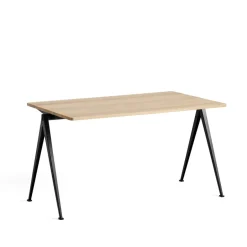 HAY Escritorio Pyramid 01, Oak matt lacqured-140x75cm-estructura de acero negra Beige Best