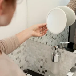 Bosign Espejo de maquillaje AirMirror x5 desmontable con ventosa, Ø16,5 cm Blanco Hot
