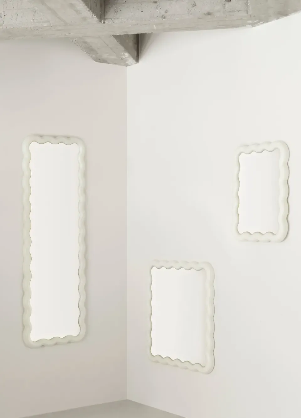 Normann Copenhagen Espejo Illu 65x50 cm, Blanco