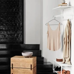 Kristina Dam Studio Estante sombrerero Grid, Black Negro New