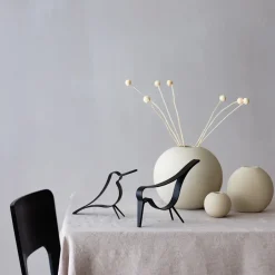 Cooee Design Figura Woody Bird pequeña, roble teñido de Negro New
