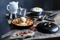 STAUB Fuente para horno de hierro fundido con tapa redonda Ø20 cm, Negro Discount