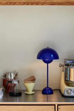 &Tradition Lámpara de mesa FlowerPot VP3, Cobalt blue Azul Hot
