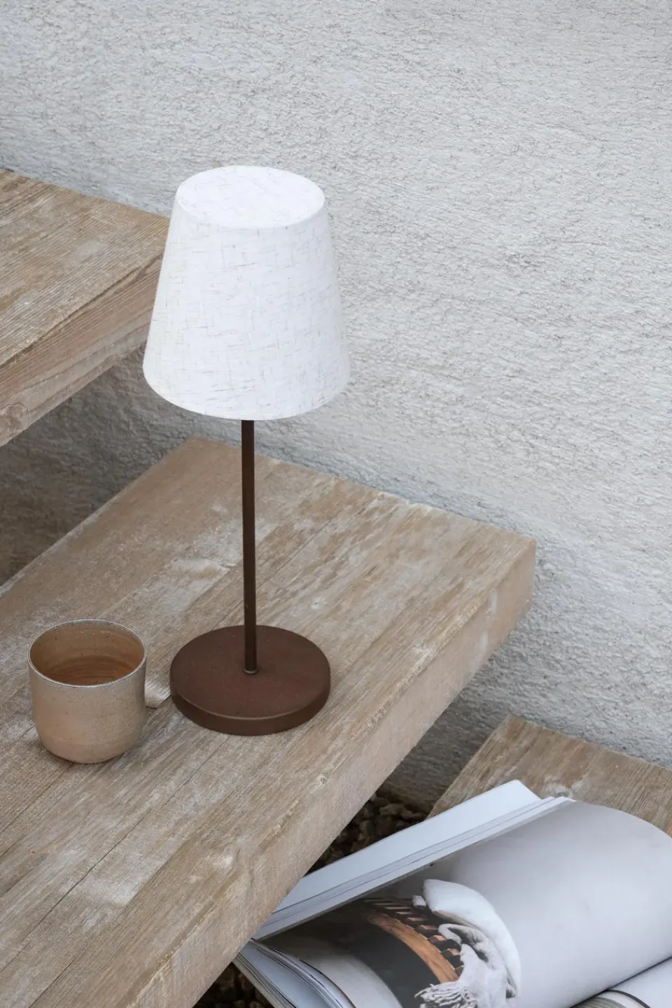 Watt & Veke Lámpara de mesa portátil Tyra Ø14 cm, Coffee Marrón