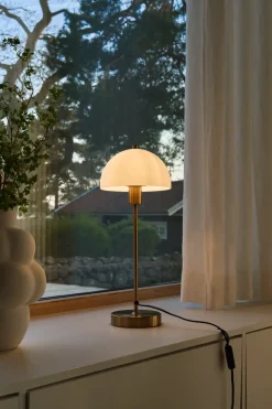 Herstal Lámpara de mesa Vienda, latón-blanco Color doradoBlanco Best