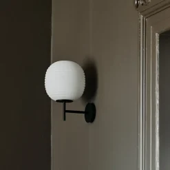 New Works Lámparas De Lectura|Lámparas De Pared<Lámpara de pared Lantern small, Frosted White opal glass Blanco