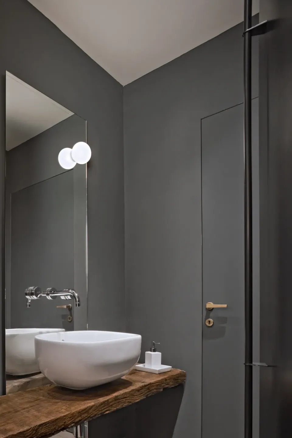 Flos Lámpara de pared y techo Mini Glo-Ball CW de montaje en espejo, Blanco Best