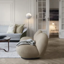GUBI Lámpara de pie Multi-Lite, cromo- Blanco Online