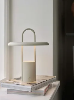 Stelton Lámparas De Escritorio|Lámparas Infantiles<Lámpara LED portátil Pier 25 cm, arena Beige