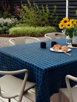 Fine Little Day Mantel Rutig jacquard 147x147 cm, Blue-black AzulNegro