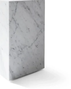 Audo Copenhagen Mesa auxiliar Plinth tall 30x30x51 cm, White Blanco Best