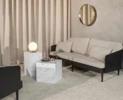 Audo Copenhagen Mesa auxiliar Plinth tall 30x30x51 cm, White Blanco Best