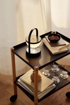 Andersen Furniture Carritos Auxiliares<Mesa Connect, Roble aceitado, metal Negro