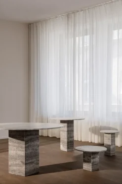 NORR11 Mesa de comedor Soho, Tufo , Ø120 × 72 cm Beige New
