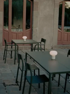 New Works Mesa May Tables Outdoor 85x85 cm, Dark Green Verde Best