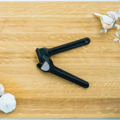 Fiskars Prensa ajos Functional Form 24 cm, Negro