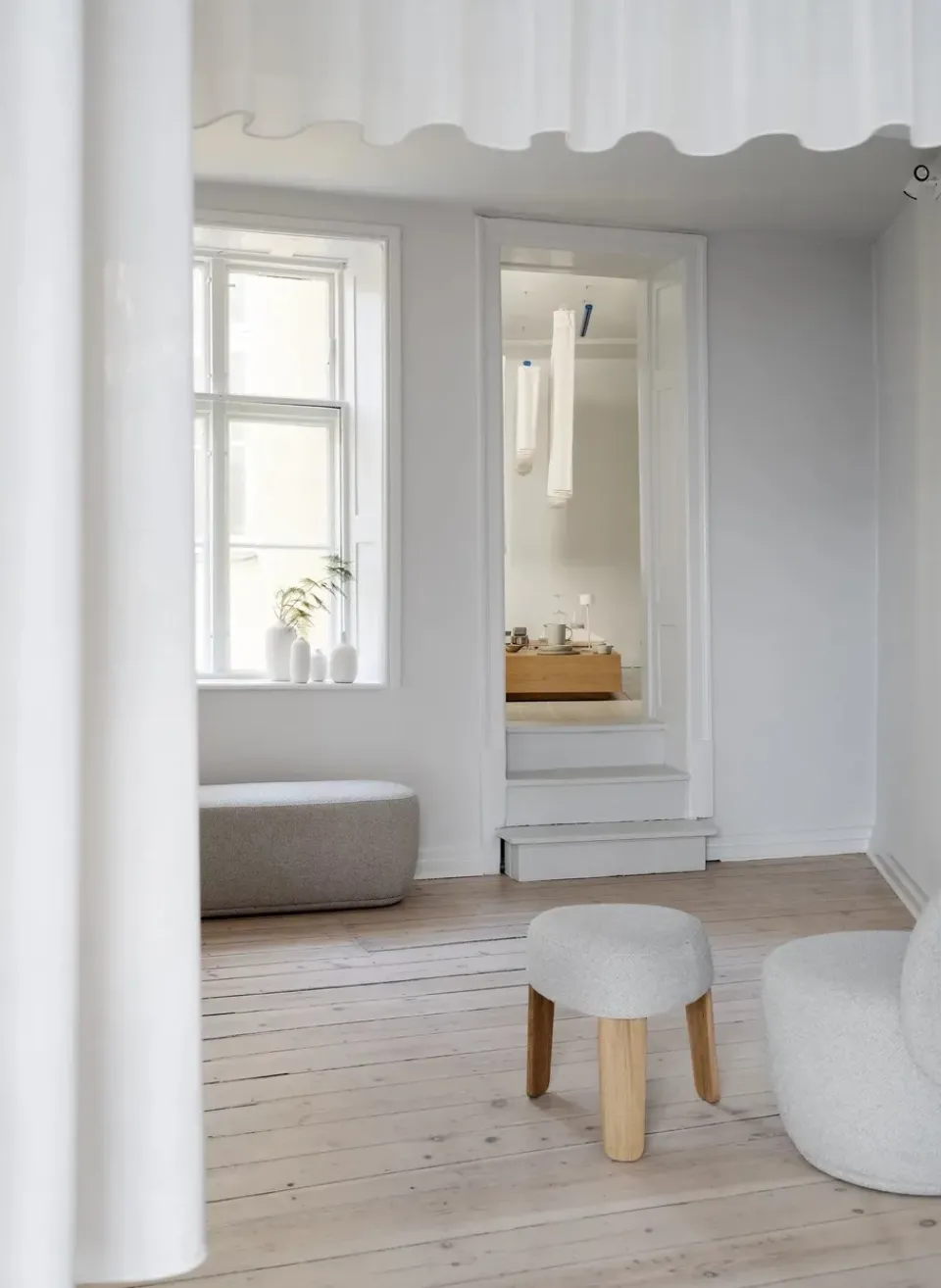 Blomus Pufs<Puf Kuon Ø48x45 cm, Boucla Beige