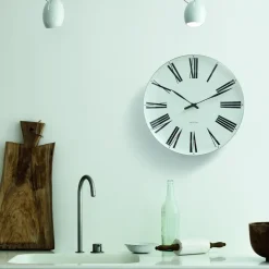 Arne Jacobsen Clocks Relojes De Pared<Reloj Arne Jacobsen Roman, Ø 48 cm NegroBlanco