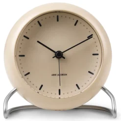 Arne Jacobsen Clocks Relojes De Escritorio Y Despertadores<Reloj de mesa AJ City Hall, Sandy Beige