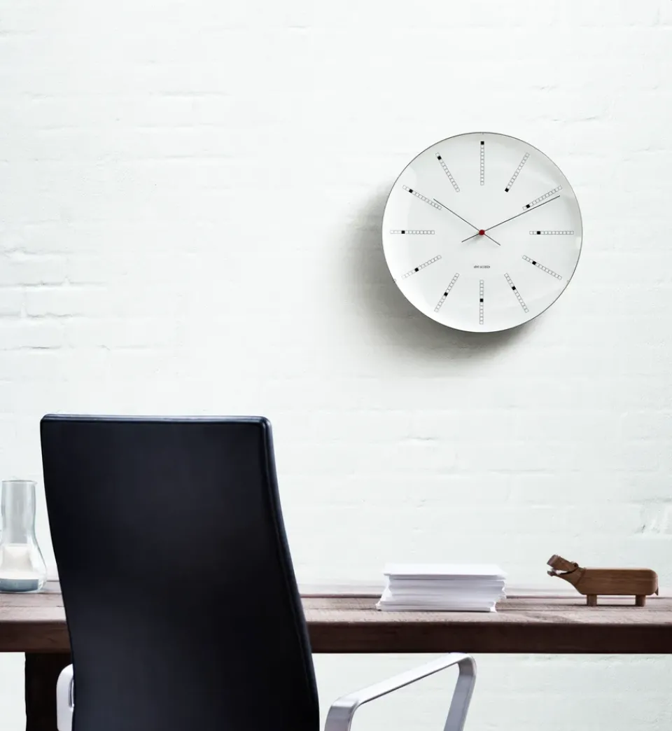 Arne Jacobsen Clocks Reloj de pared AJ Bankers, Ø 29 cm Blanco Clearance