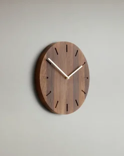 Applicata Reloj de pared Watch:Out, roble oscurecido-latón Marrón Online