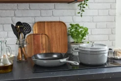 STAUB Sartenes Para Freír|Sartenes Y Ollas De Hierro Fundido<Sartén de hierro fundido con pico de vertido Ø26 cm, grafito Gris