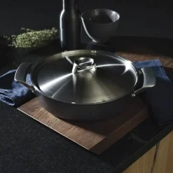 Fiskars Fuentes De Horno<Sartén de horno con tapa Taiten, 28 cm Negro