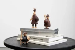 Andersen Furniture Set de 3 figuras de madera The vikings of Denmark, Stained beech Marrón New