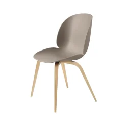 GUBI Silla Beetle, New , base de roble lacado mate Beige Outlet