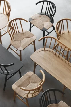NJRD Sillas<Silla de comedor VIOR asiento trenzado, Roble lacado-natural Beige