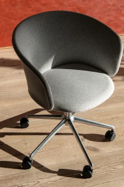 Hem Silla de oficina Kendo Swivel con 5 ruedas, Porcelain-polished aluminium BeigePlateado Online