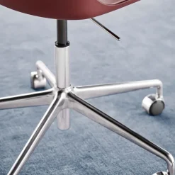 &Tradition Sillas De Oficina<Silla de oficina Rely HW28, Red brown, base giratoria en negro Rojo