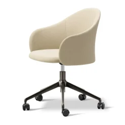 Fredericia Furniture Sillas De Oficina<Sillón Gomo Armchair con base giratoria 5 patas, Mylla 221-pedernal Beige