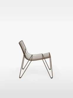 Massproductions Sillón Tio easy chair, Pale Brown Marrón